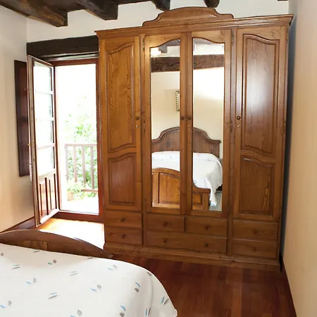Goikoetxe Baserria Holiday home Zeanuri