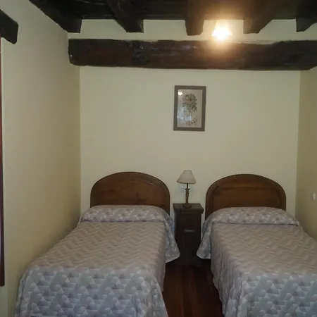 Goikoetxe Baserria 펜션 제아누리