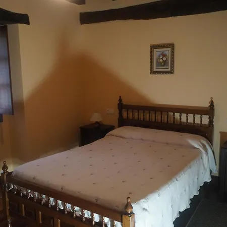 Goikoetxe Baserria 펜션 제아누리