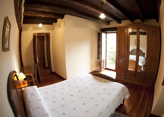 Goikoetxe Baserria Holiday home Zeanuri